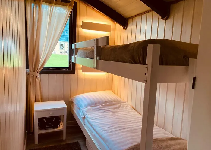 Achtern Diek Vakantiehuis *